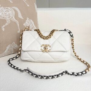 Chanel Women Pre-Loved Bag Very Good Condition